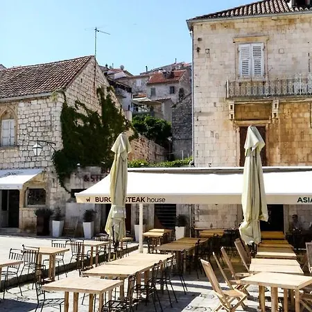 Appartement Main Square *